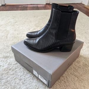 Black embossed Vagabond Lara boots, like new!